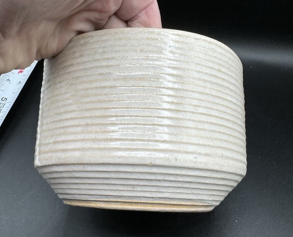 Vintage Tan ZANESVILLE Stoneware Homespun Ribbed POTTERY BOWL Planter #7005 -A95